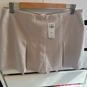 Abercrombie & Fitch Cream Mini Skort